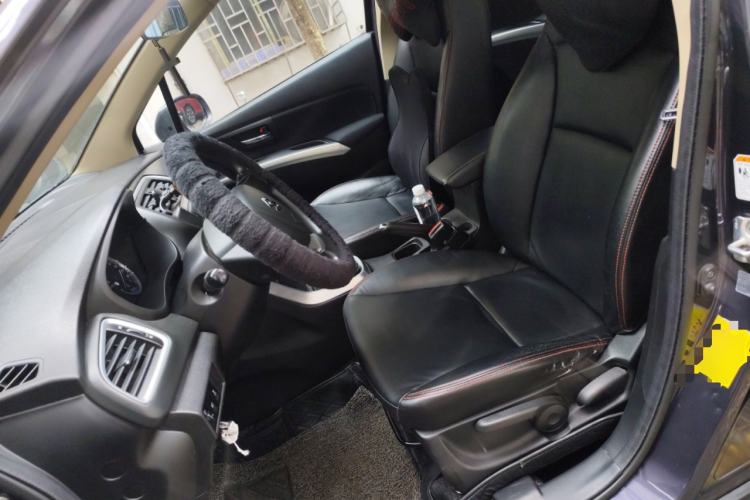 Used Suzuki S-Cross 2014 1.6L CVT Two-Wheel Drive Entry Model