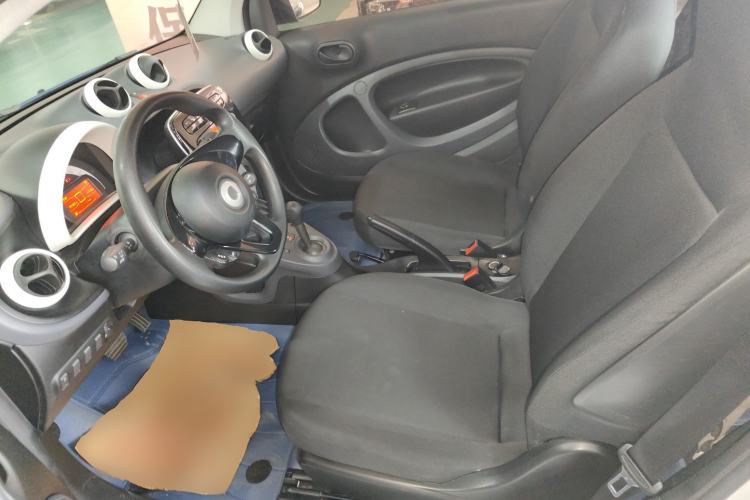 Used smart fortwo 2018 1.0L 52kW Hardtop Dynamic Version China V Left Front Seat