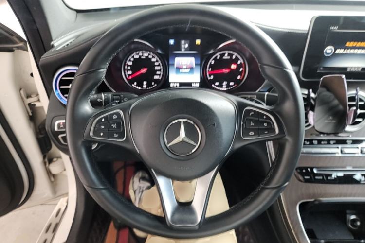Used Mercedes-Benz GLC 2017 GLC 300 4MATIC Sport Edition
