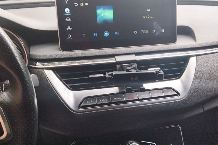 Used Hongqi H5 2022 Classic Model Facelift 1.8T Automatic Smart Connect Flagship Edition
