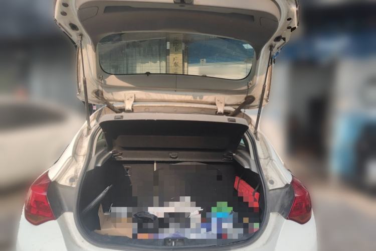 Used Buick GT 2012 XT 1.6L Manual Entry-Level Model
