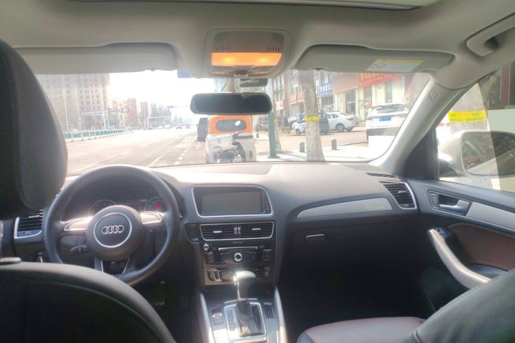 Used Audi Q5 2017 Plus 40 TFSI Ambition Model