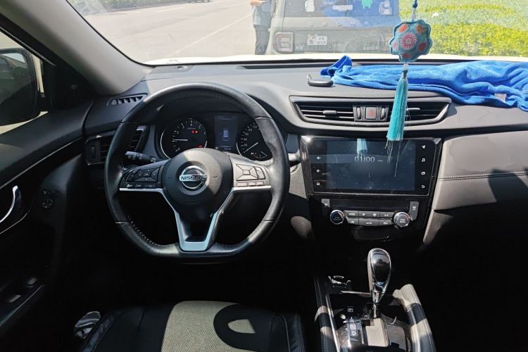 Used Nissan X-Trail 2020 2.0L XL ITS CVT 2WD SmartConnect Comfort Edition Steering Wheel