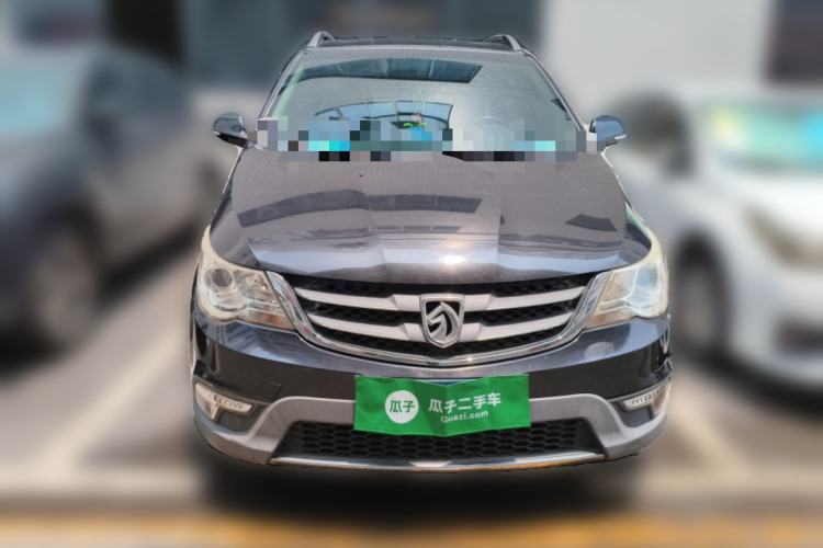 Used Baojun 730 2014 1.5L Manual Luxury Navigation ESP Version 7 Seats
