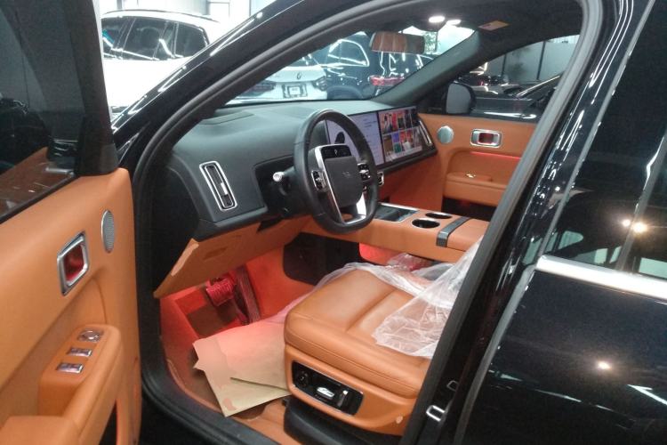 Used Li Auto L8 2024 Pro Model
