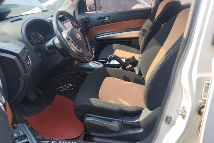 Used Dongfeng Fengdu MX6 2015 2.0L CVT Two-Wheel Drive All-Around Version