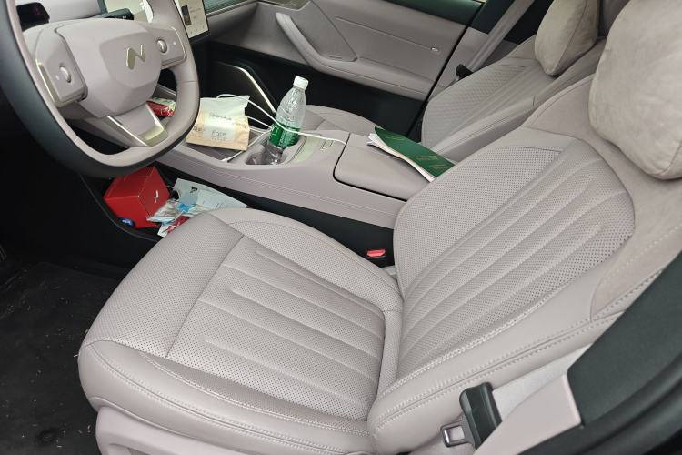 Used ONVO L60 2024 60 kWh Rear-Drive Version