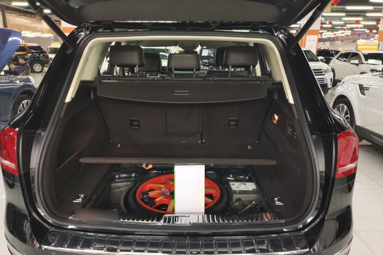 Used Volkswagen Touareg 2016 3.0 TSI High-End Version
