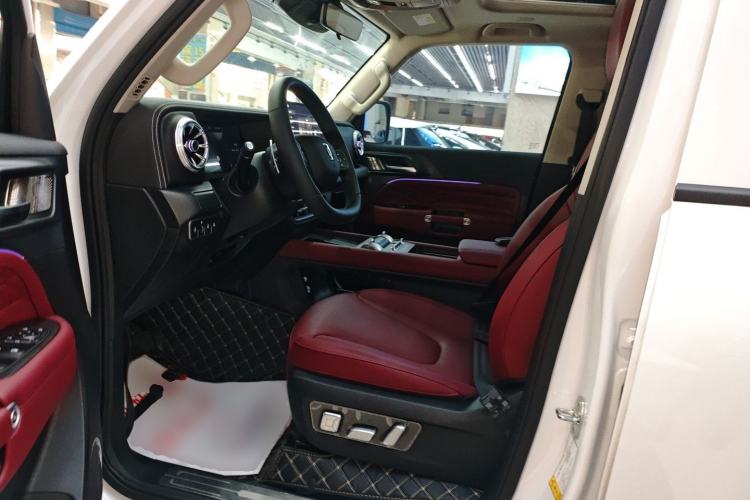 Used Tank 300 2025 2.0T Conqueror Left Front Seat