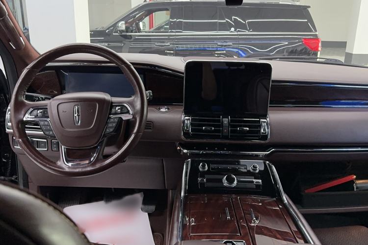 Used Lincoln Navigator 2019 3.5T Presidential Series China VI Standard