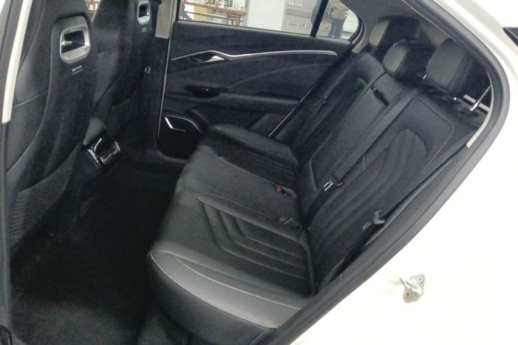 Used NETA U 2021 Pro 400 Cruiser Edition Left Rear Seat