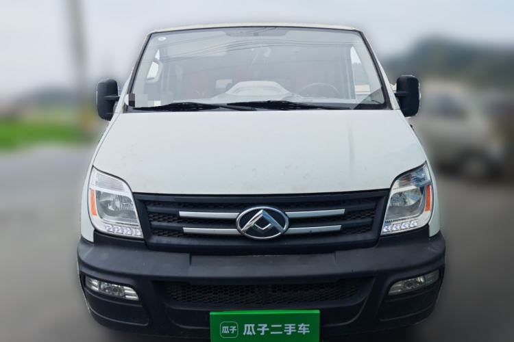 Used SAIC MAXUS Xintu V80 2019 2.5T Classic Model AMT Aoyuntong Facelifted Short Wheelbase Ultra-Low Roof 5/6-Seater