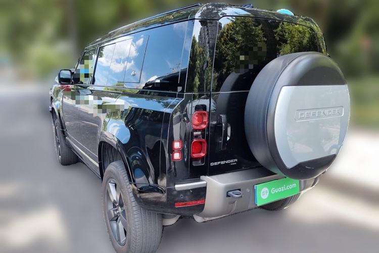 Used Land Rover Defender 2022 110 P400 X-DYNAMIC HSE Rear Left 45 Deg