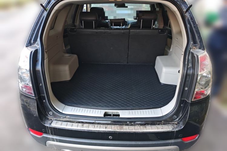 Used Chevrolet Captiva 2012 2.4L 4x4 Luxury Edition 5 Seats
