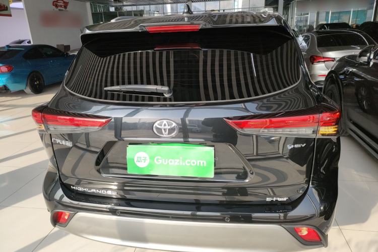 Used Toyota Highlander 2024 2.5L Smart Electric Hybrid Dual-Engine Four-Wheel Drive Prestige Version – 7 Seats
