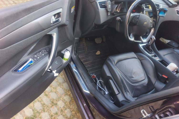 Used DS 5LS 2015 1.6T Elegant Edition THP160