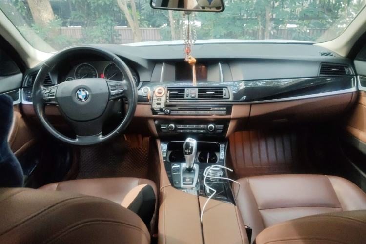 Used BMW 5 Series 2014 520Li Elegant Model
