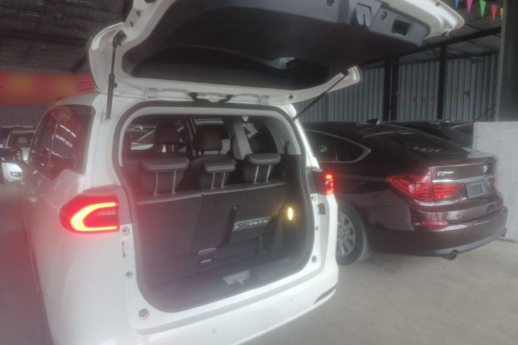 Used GAC Trumpchi M6 2021 270T DCT Luxury Edition (7-seater)