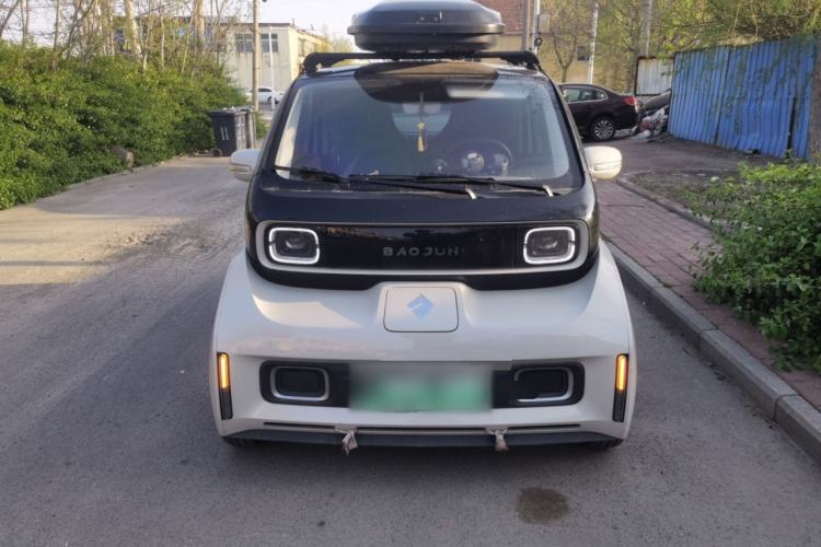 Used Baojun KiWi EV 2021 Artist Model Ternary Lithium Front