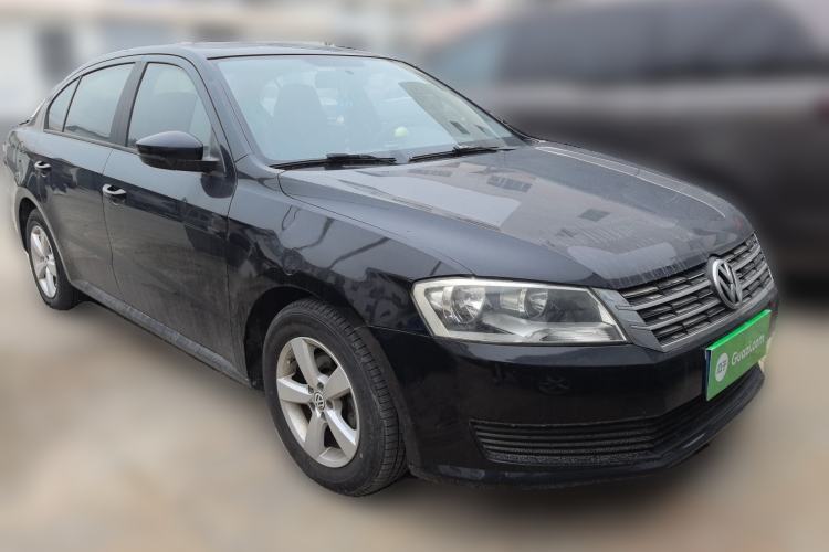 Used Volkswagen Lavida 2013 Revised Classic 1.6L Automatic Fashion Edition