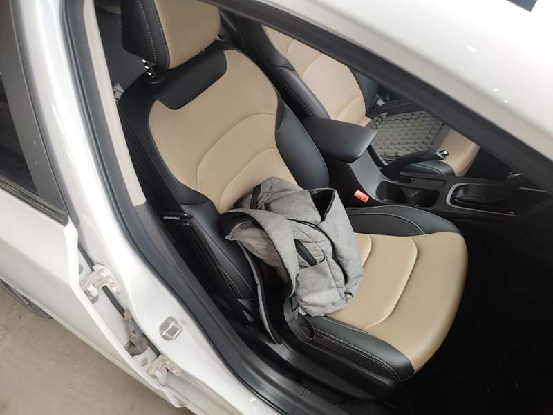 Used Chevrolet Monza 2022 320 Automatic Enjoyment Edition — 24