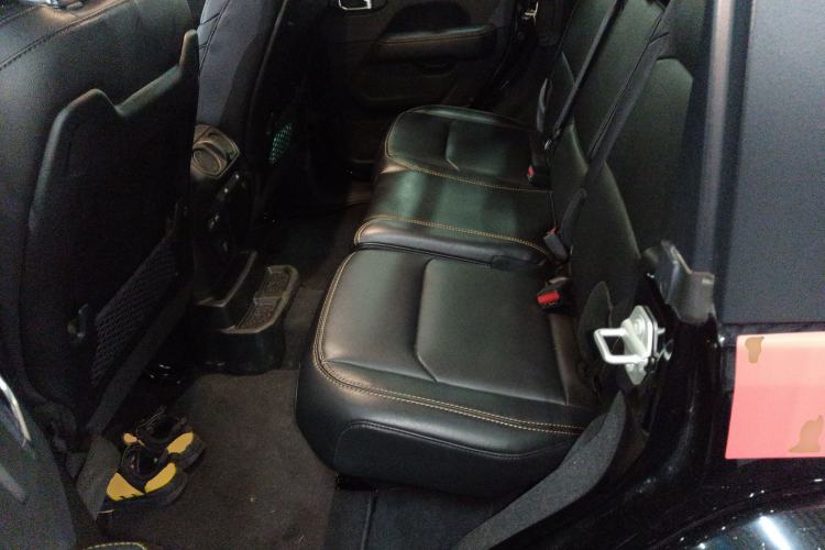 Used Jeep Wrangler 2024 2.0T Sahara Four-Door Edition