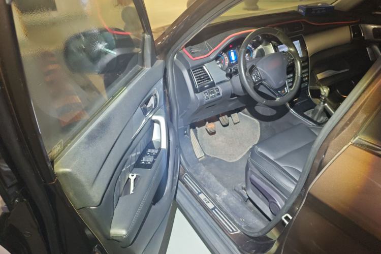 Used Haval H2 2014 1.5T Manual Two-Wheel Drive Elite Edition