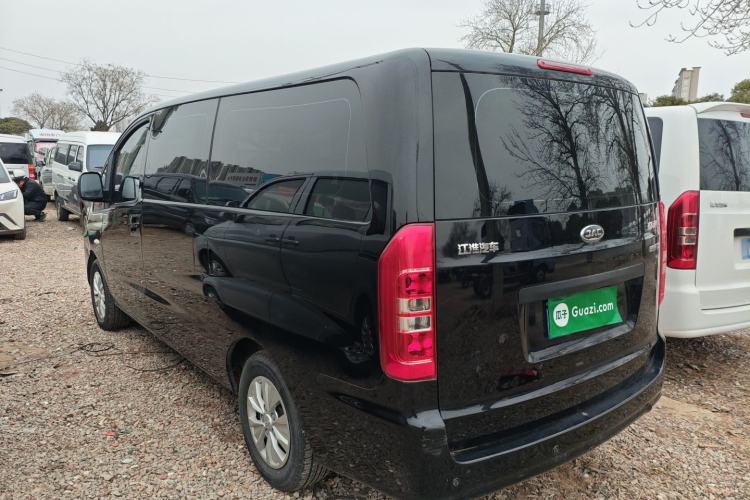 Used JAC Refine M3 2023 PLUS 1.8L 7/8-seater Elite Edition