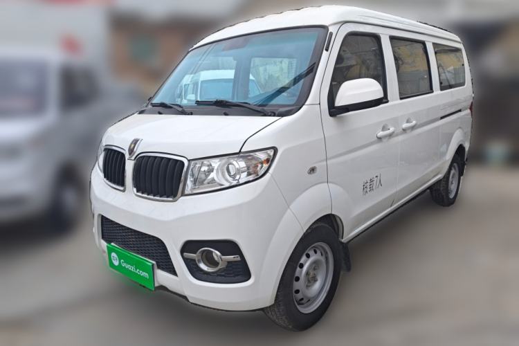 Used Jinbei Hiace X30 2023 1.5L Super-Comfortable Passenger Van 5/6/7-Seater Non-Air-Conditioned Version Model SWC15M