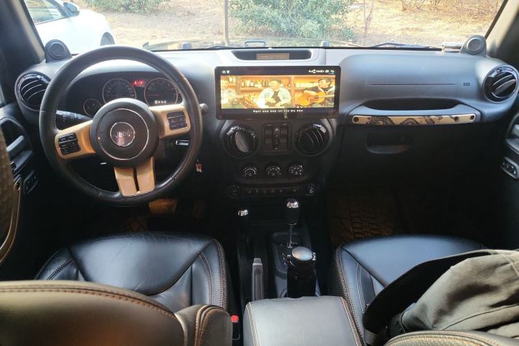Used Jeep Wrangler 2014 3.6L Longteng Collection Edition