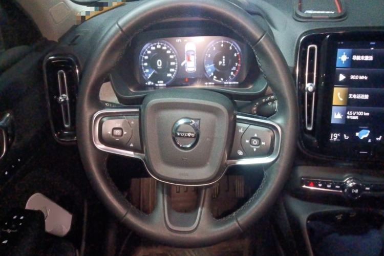 Used Volvo XC40 2022 T4 Four-Wheel Drive Smart & Luxurious Edition
