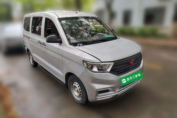 Used Wuling Hongguang V 2021 1.5L Jingqu Version LAR Front Right 45 Deg
