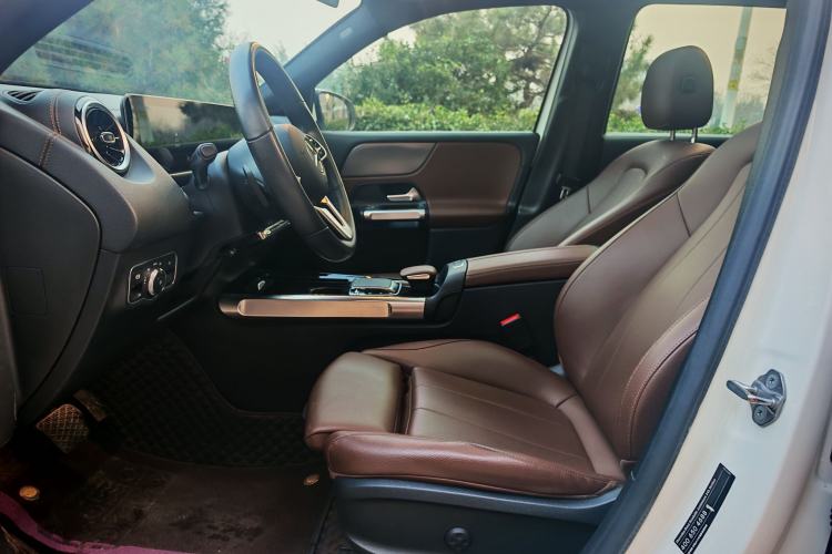 Used Mercedes-Benz GLB 2020 GLB 200 Dynamic Edition Interior 2