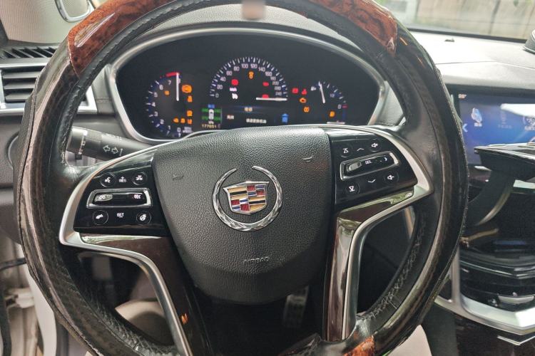 Used Cadillac SRX 2014 3.0L Flagship Model Steering Wheel