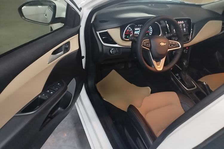 Used Chevrolet Monza 2020 320 Automatic Enjoyment Edition Driver Seat