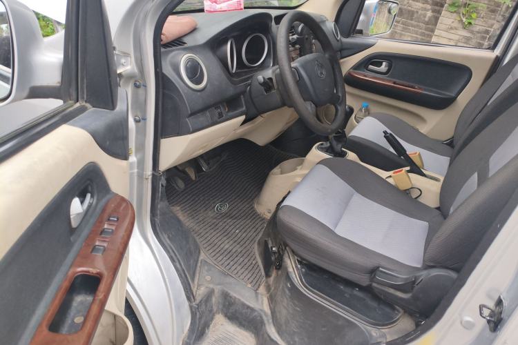 Used CHANGAN KAICHENG Ruixing M80 2018 1.5L Comfort Van Flat Roof Back-Hinged Doors 4G15S
