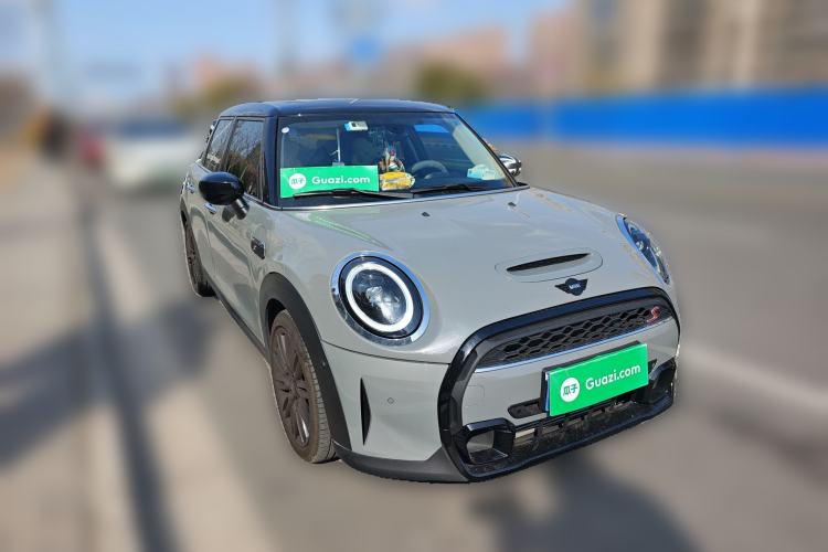 Used MINI MINI 2022 Updated 2.0T COOPER S Classic Edition Five-Door Version