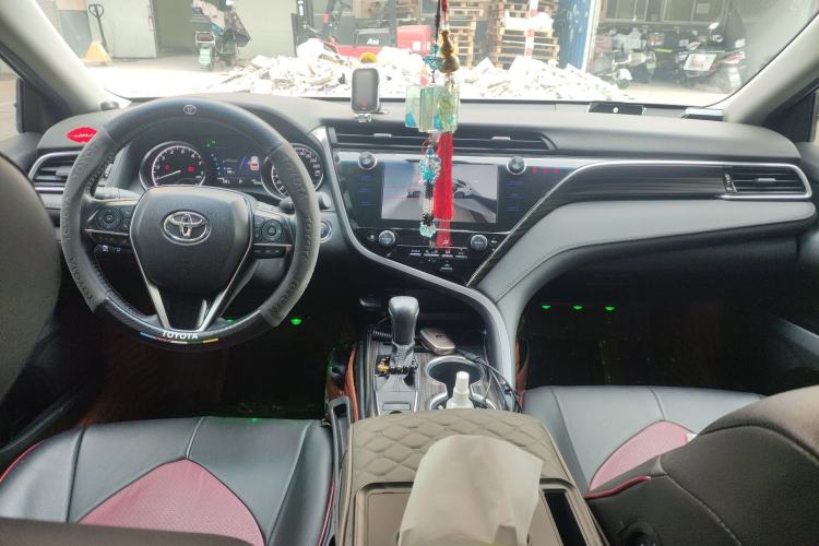 Used Toyota Camry 2019 2.0E Leading Edition China VI Standard
