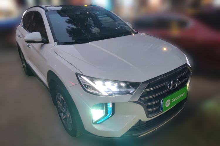 Used Hyundai Tucson 2019 280TGDi Dual-Clutch Two-Wheel Drive Fashion Edition China VI Standard