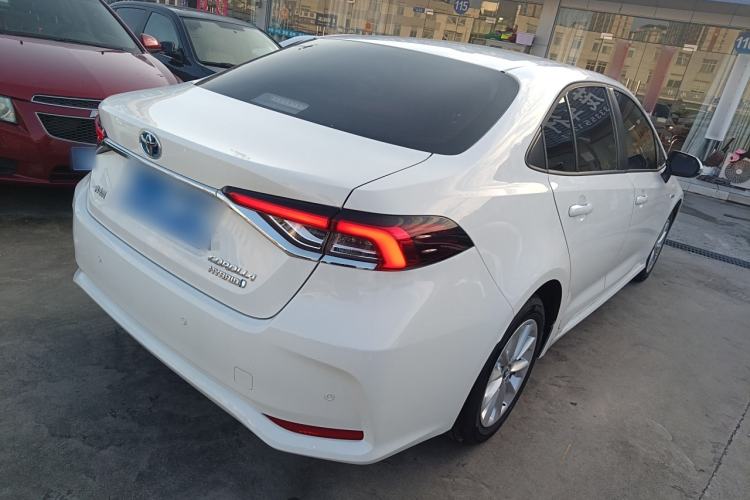 Used Toyota Corolla 2021 Dual-Motor 1.8L E-CVT Elite Edition