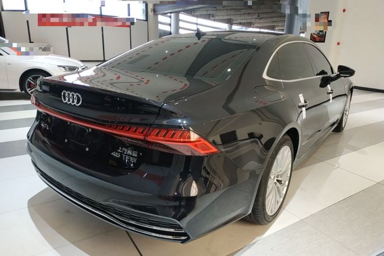 Used Audi A7L 2024 45TFSI S-line Dream-Building Edition Flow Crystal Package
