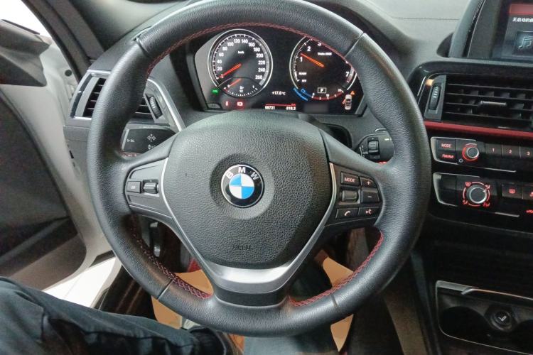 Used BMW 2 Series 2018 220i Convertible Coupe Sports Design Package