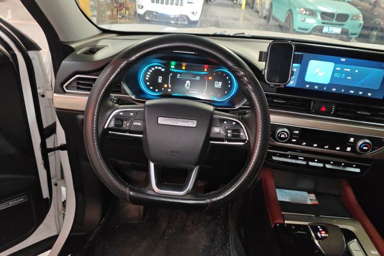 Used JETOUR X70 2023 1.5T DCT Overpass PRO+ Edition 7 Seats Steering Wheel