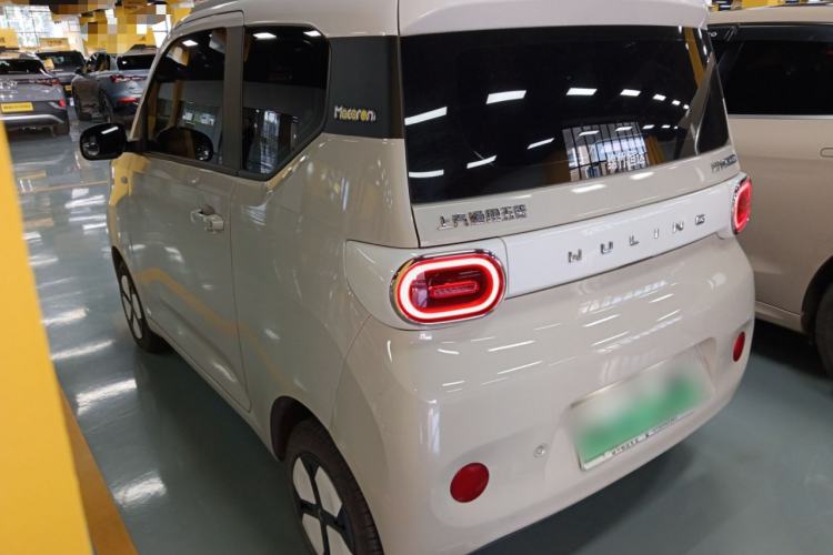 Used Wuling Hongguang MINIEV 2024 3rd Generation 215km Advanced Version Exterior 2