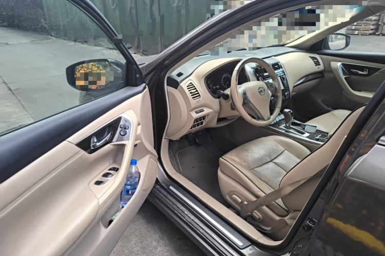 Used Nissan Teana 2014 Duke 2.5L XV-VIP Luxury Edition
