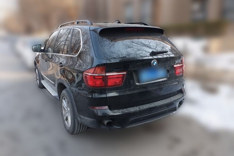 Used BMW X5 2011 xDrive35i Luxury Model
