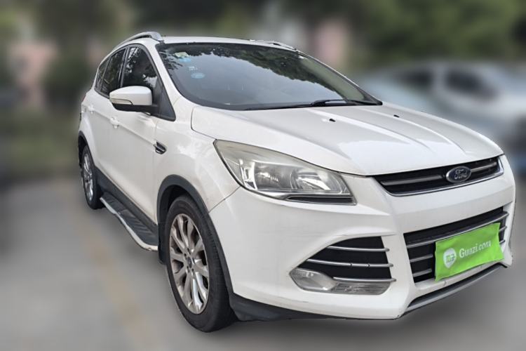 Used Ford Kuga 2015 1.5L GTDi Two-Wheel Drive Fashion Edition Front Right 45 Deg