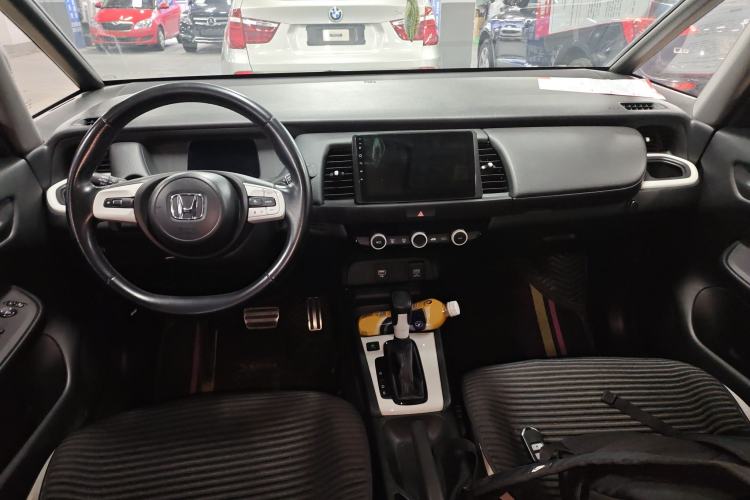 Used Honda Fit 2021 1.5L CVT Trendy Run Pro Edition Center Console