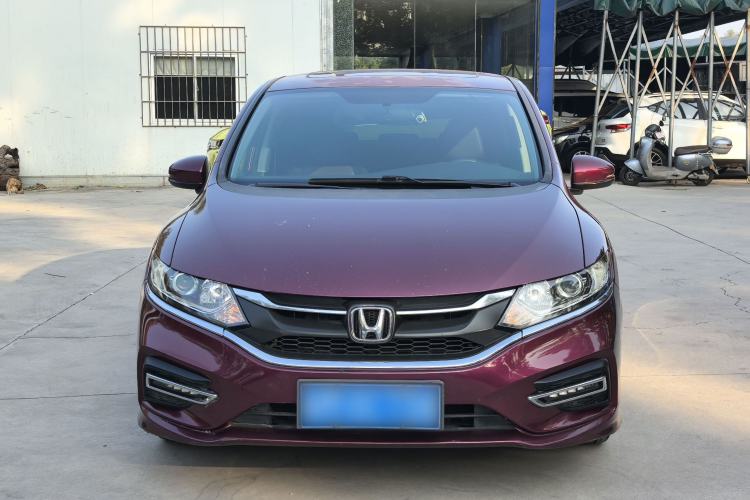 Used Honda Jade 2017 1.8L automatic Comfort version 5 seats
