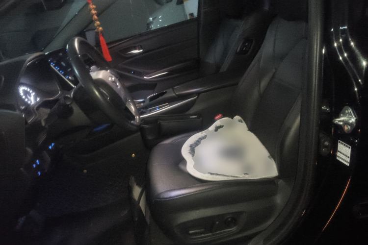 Used Toyota Avalon 2019 2.0L Luxury Edition China VI Standard